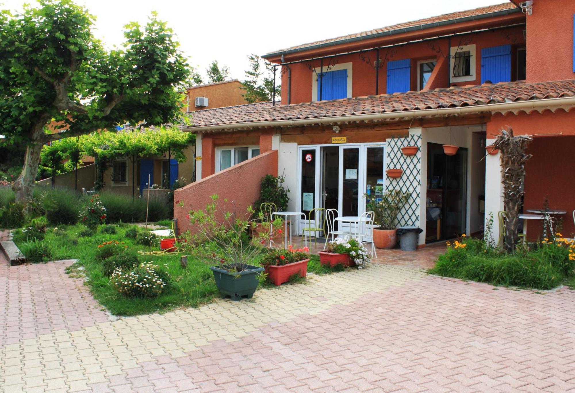 Appart'Hotel Festival Sud Suites - Avignon TGV Extérieur photo