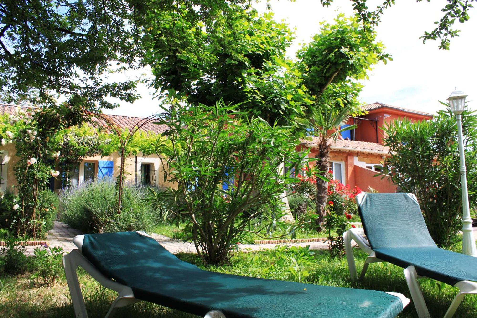 Appart'Hotel Festival Sud Suites - Avignon TGV Extérieur photo